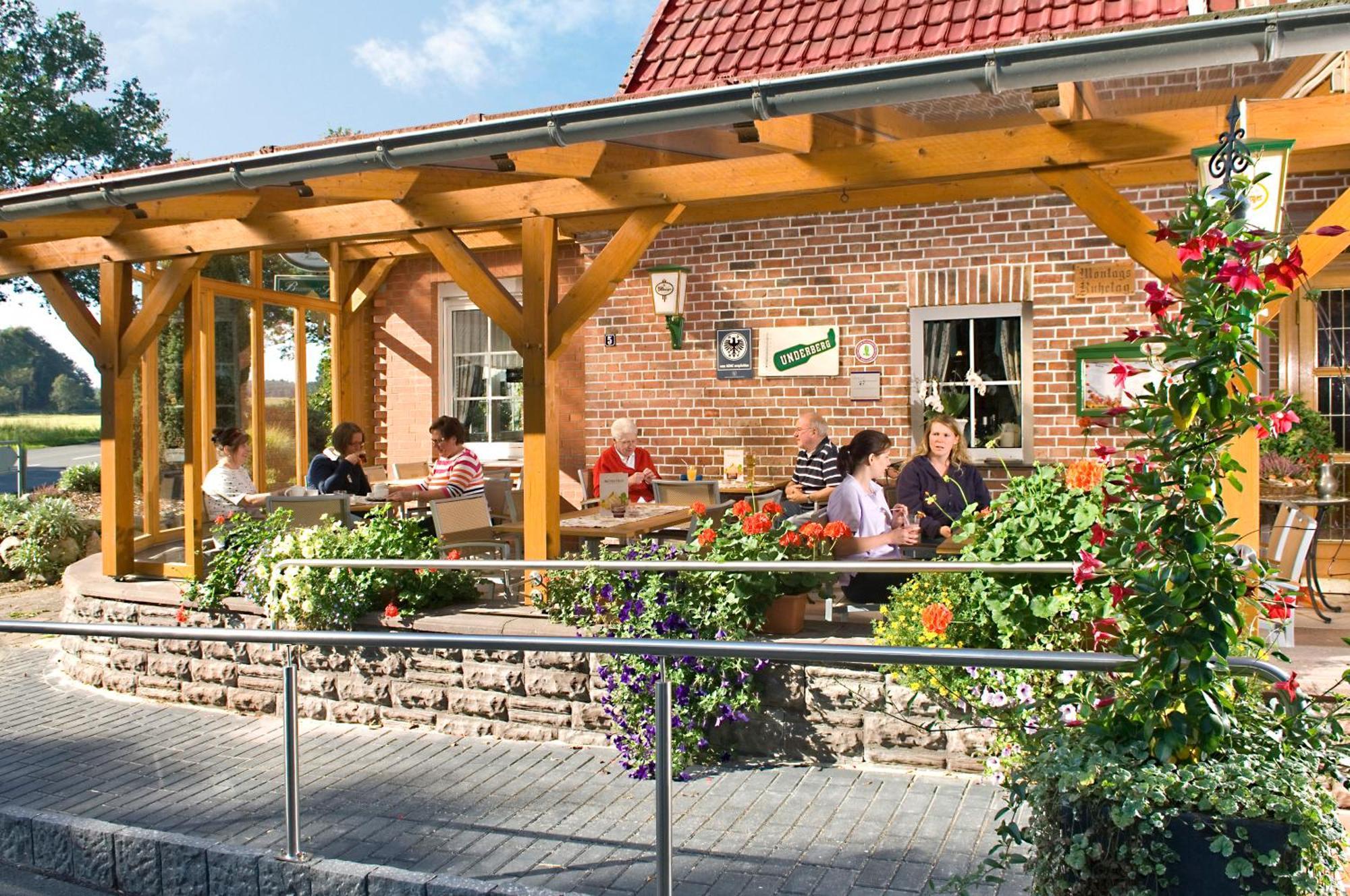Brammers Landhotel Zum Wietzetal Витцендорф Экстерьер фото